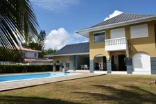 Dpt Guyane (973), for sale KOUROU exceptional bourgeois house, very well located near Devil's Lake