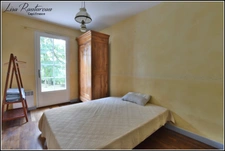 Exceptional estate - CHAVAGNES EN PAILLERS (85) - 2 houses and 2 gîtes with swimming pool
