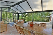 Exceptional estate - CHAVAGNES EN PAILLERS (85) - 2 houses and 2 gîtes with swimming pool