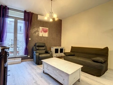 Immeuble à vendre MONTPELLIER (34) 254 m2 au sol -Comprenant un T1bis loué - un T3 libre - une remise de 100 m2 libre - un T2 à créer