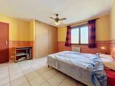 JUVIGNAC (34) - LA PLAINE : Maison à vendre 9 pièces 212 m2 divisée en deux appartements - terrain de 423 m2 - Garage - Terrasses - Jardin