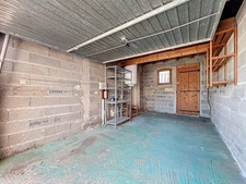 MIREVAL (34) Maison à vendre 4 pièces de plain pied 90 m2 + garage 16 m2 sur terrain clos et piscinable de 450 m2 