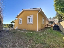 Maison à vendre 7 pièces 166 m2 JUVIGNAC (34) FONTCAUDE - Terrasse / Piscine - Double garage + Sous sol 121 m2 - Terrain clos