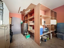 Immeuble à vendre MONTPELLIER (34) 254 m2 au sol -Comprenant un T1bis loué - un T3 libre - une remise de 100 m2 libre - un T2 à créer