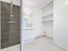 Appartement à vendre JUVIGNAC (34) accessible PMR - 3 pièces 60,33 m2 - dernier étage - Grande terrasse 26,60 m2 