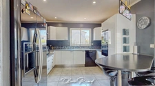 MEZE (34) House for sale 7 rooms 152 m2 + garage - 406 m2 of land 