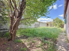 MIREVAL (34) Maison à vendre 4 pièces de plain pied 90 m2 + garage 16 m2 sur terrain clos et piscinable de 450 m2 