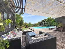 JUVIGNAC : FONTCAUDE – VILLA CONTEMPORAINE EN BOIS AVEC PISCINE ET VUE PANORAMIQUE SUR LE GOLF