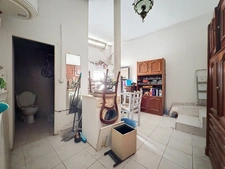 Immeuble à vendre MONTPELLIER (34) 254 m2 au sol -Comprenant un T1bis loué - un T3 libre - une remise de 100 m2 libre - un T2 à créer