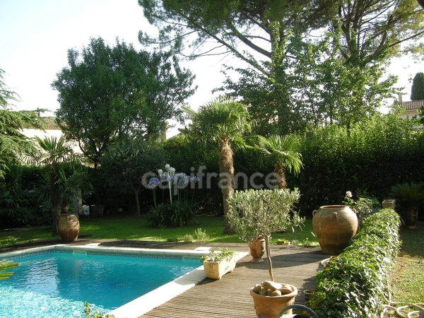 Maison à vendre 5 pièces 4 chambres de 142 m2 JUVIGNAC (34) 