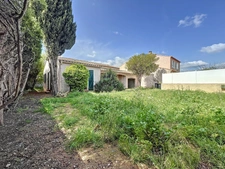 MIREVAL (34) Maison à vendre 4 pièces de plain pied 90 m2 + garage 16 m2 sur terrain clos et piscinable de 450 m2 