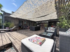 JUVIGNAC : FONTCAUDE – VILLA CONTEMPORAINE EN BOIS AVEC PISCINE ET VUE PANORAMIQUE SUR LE GOLF