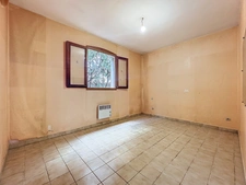 MIREVAL (34) Maison à vendre 4 pièces de plain pied 90 m2 + garage 16 m2 sur terrain clos et piscinable de 450 m2 