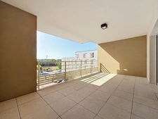 JUVIGNAC (34) Appartement à vendre 3 pièces 65 m2 + Terrasse couverte 17,5 m2 + Parking sécurisé en sous sol