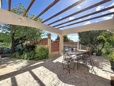 MURVIEL LES MONTPELLIER (34) - Family home for sale, 7 rooms, 134 m2 - Large 1417 m2 wooded, enclosed plot with swimming pool