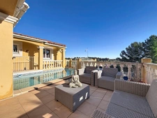 Maison à vendre 7 pièces 166 m2 JUVIGNAC (34) FONTCAUDE - Terrasse / Piscine - Double garage + Sous sol 121 m2 - Terrain clos