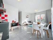 Appartement à vendre 2 pièces 42,98 m2 meublé à JUVIGNAC (34) résidence avec piscine secteur thermes + parking