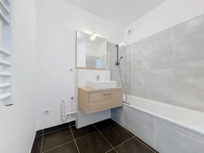 JUVIGNAC (34) Appartement à vendre 3 pièces 65 m2 + Terrasse couverte 17,5 m2 + Parking sécurisé en sous sol