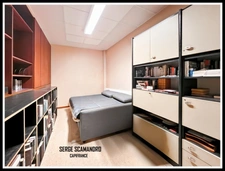 For sale BOULOGNE SUR GESSE (31) - building with 65 m² professional premises and 130 m² apartment - 2 bedrooms, terrace + 65 m² professional premises