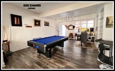 For sale BOULOGNE SUR GESSE (31) - building with 65 m² professional premises and 130 m² apartment - 2 bedrooms, terrace + 65 m² professional premises