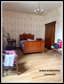 Dpt Gers (32), à vendre MASSEUBE maison de 4 chambres - salon - séjour et cour intérieure