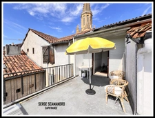For sale BOULOGNE SUR GESSE (31) - building with 65 m² professional premises and 130 m² apartment - 2 bedrooms, terrace + 65 m² professional premises