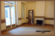 Dpt Gers (32), à vendre MASSEUBE appartement T4 - 150 M² EN REZ-DE-CHAUSSEE- 3 CHAMBRES - GARAGE ATTENANT 130 M² 