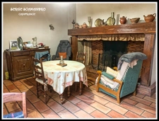 Dpt Gers (32), à vendre MASSEUBE maison de 4 chambres - salon - séjour et cour intérieure