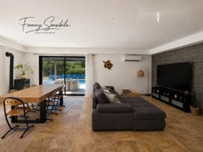 MAISON CONTEMPORAINE 140 M² – 4 CHAMBRES – PISCINE – TERRAIN 2 000 M² – GRAND GARAGE