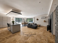 MAISON CONTEMPORAINE 140 M² – 4 CHAMBRES – PISCINE – TERRAIN 2 000 M² – GRAND GARAGE