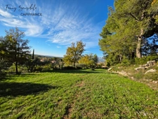 Plus qu'une maison, un cadre de vie exceptionnel face à la Sainte-Victoire.