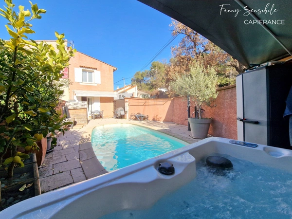 Maison avec appartement indépendant, piscine et garage – Double habitation avec potentiel locatif