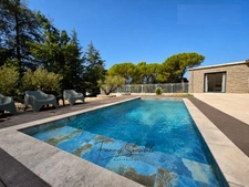 MAISON CONTEMPORAINE 140 M² – 4 CHAMBRES – PISCINE – TERRAIN 2 000 M² – GRAND GARAGE