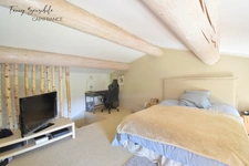 Bergerie en pierre du XVIIIᵉ siècle rénovée - 200 m² - terrain 5000 m² avec piscine - 25 min Aix-en-Provence