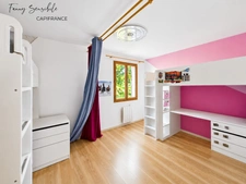 TRETS – Maison individuelle de plain-pied avec jardin, véranda et garage à pied du centre-ville