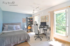 Bergerie en pierre du XVIIIᵉ siècle rénovée - 200 m² - terrain 5000 m² avec piscine - 25 min Aix-en-Provence