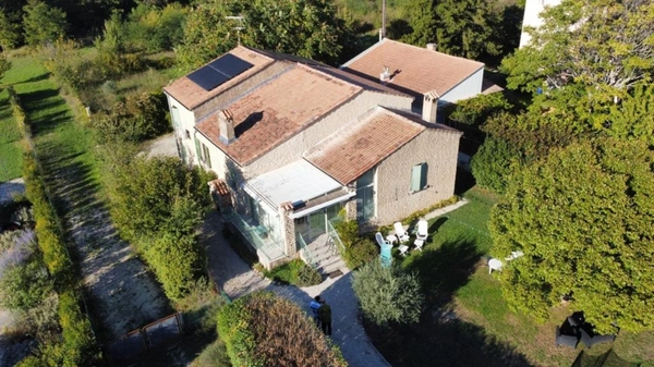 Maison familiale  : au coeur du Luberon, une maison de charme et confort énergétique