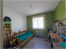 Maison individuelle de plain pied de type 4, lumineuse, avec grand jardin à vendre à VACQUIERES (34270)