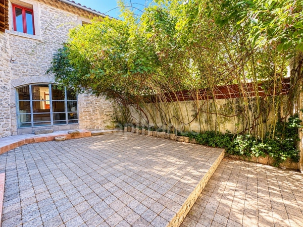 Maison de village à vendre de 167m2 avec grande terrasse sans vis à vis à SAINTE CROIX DE QUINTILLARGUES (34270)