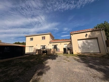 Villa contemporaine à Carnas (30260), entre Quissac et Sommières : LUMIÈRE, CALME ET ART DE VIVRE