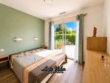 Villa d'exception à vendre 5 pièces avec piscine, jardin, terrasse et garage (34160)
