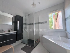 Maison à vendre 4 pièces, adresse privilégiée à SAINT GELY DU FESC (34)