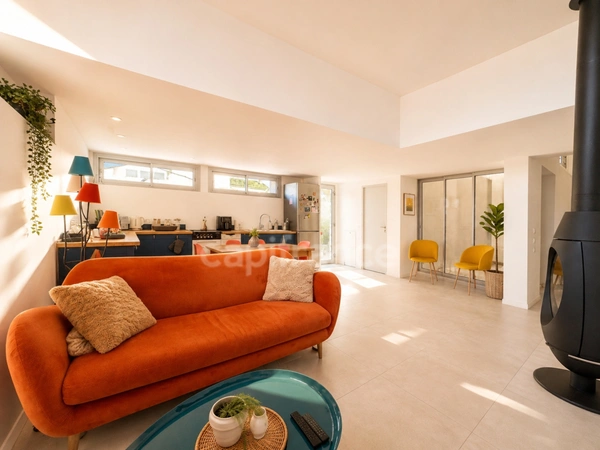 Maison d'architecte avec 3 chambres, toit terrasse, très belles prestations à vendre à Mauguio (34130)