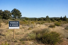 Terrain constructible à vendre de 1500m2 à SAINTE CROIX DE QUINTILLARGUES (34), top localisation !