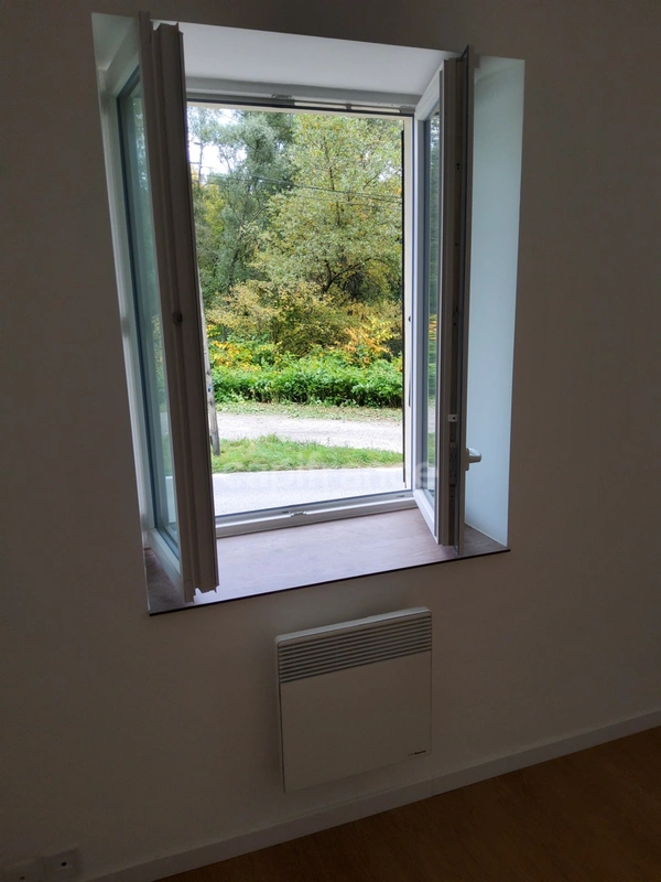 Dpt Haute Savoie (74), à vendre VANZY maison en pierre, 5 pièces de 114 m² - 30 min de Genève