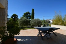 Maison à vendre 8 pièces ANGOULEME (16) Secteur SAINT-CYBARD 5 chambres, jardin, piscine, double garage