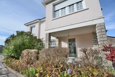 Maison à vendre 5 pièces centre ville 3 chambres/ jardin/ garage LA COURONNE (16) 