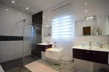 Maison à vendre 8 pièces ANGOULEME (16) Secteur SAINT-CYBARD 5 chambres, jardin, piscine, double garage