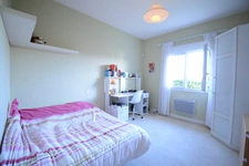 Maison à vendre 8 pièces ANGOULEME (16) Secteur SAINT-CYBARD 5 chambres, jardin, piscine, double garage