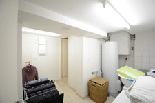 Maison à vendre 8 pièces ANGOULEME (16) Secteur SAINT-CYBARD 5 chambres, jardin, piscine, double garage